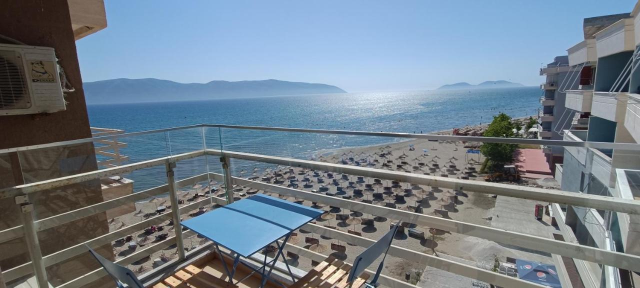 Апартаменти Adriatic Getaway Вльора Номер фото